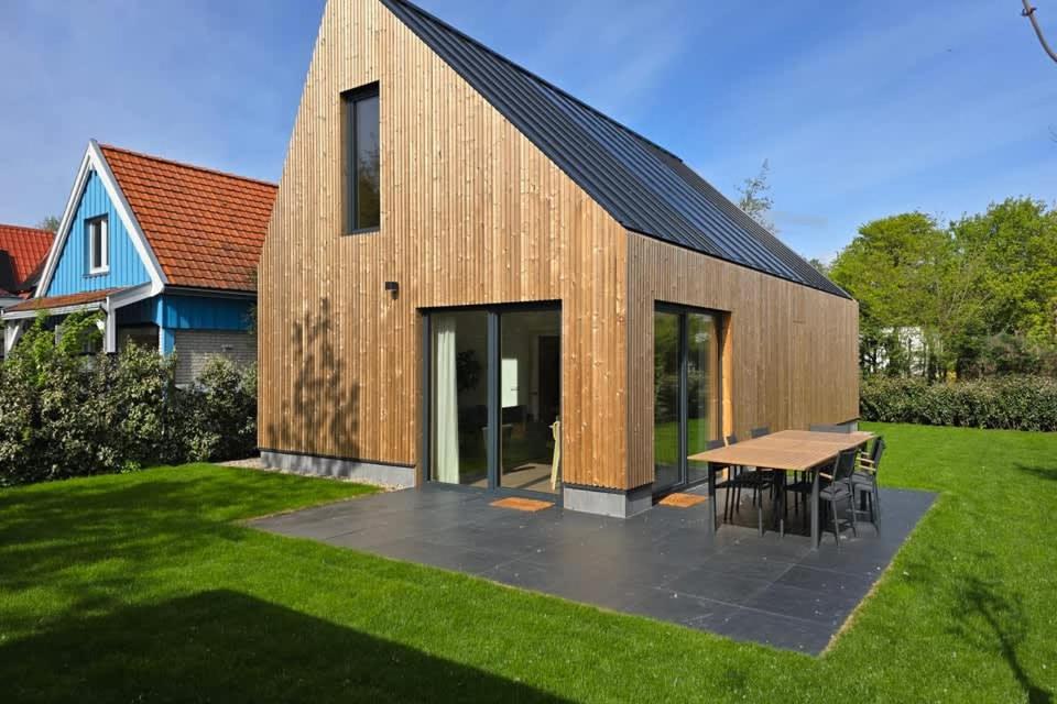 Bygningen som feriehuset ligger i