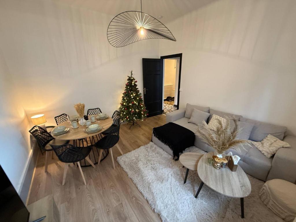 Χώρος καθιστικού στο L'Élégance – Cosy & Chill