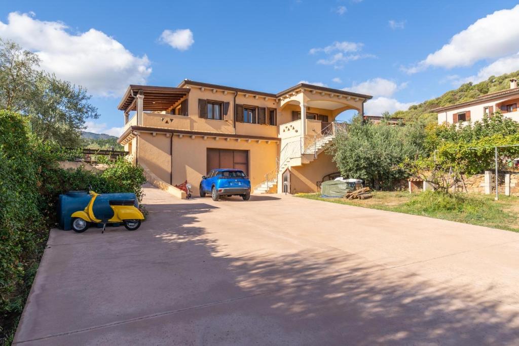 Το κτήριο όπου στεγάζεται  το διαμέρισμα