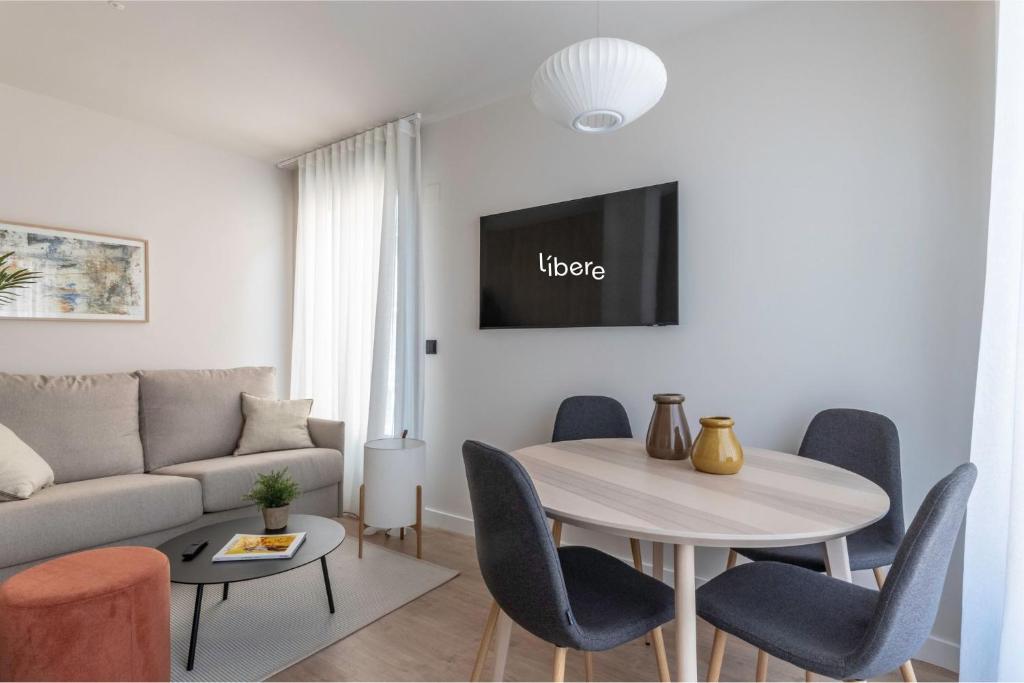 Apartamentos Líbere Pamplona Yamaguchi - 