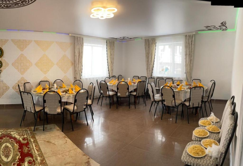 Istumisnurk majutusasutuses База отдыха с коттеджем