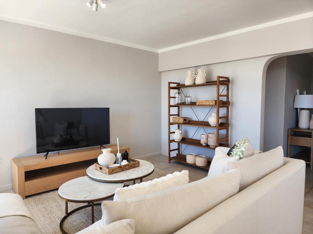 Μια τηλεόραση ή/και κέντρο ψυχαγωγίας στο Sandy Lodge 201