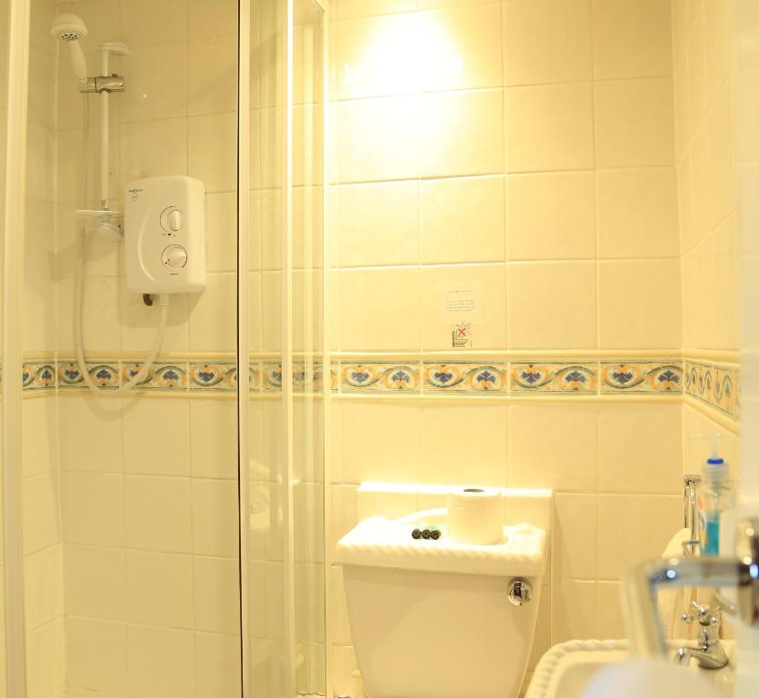 Twin Lions Hotel - 城堡景豪华双人间 - 带共用浴室