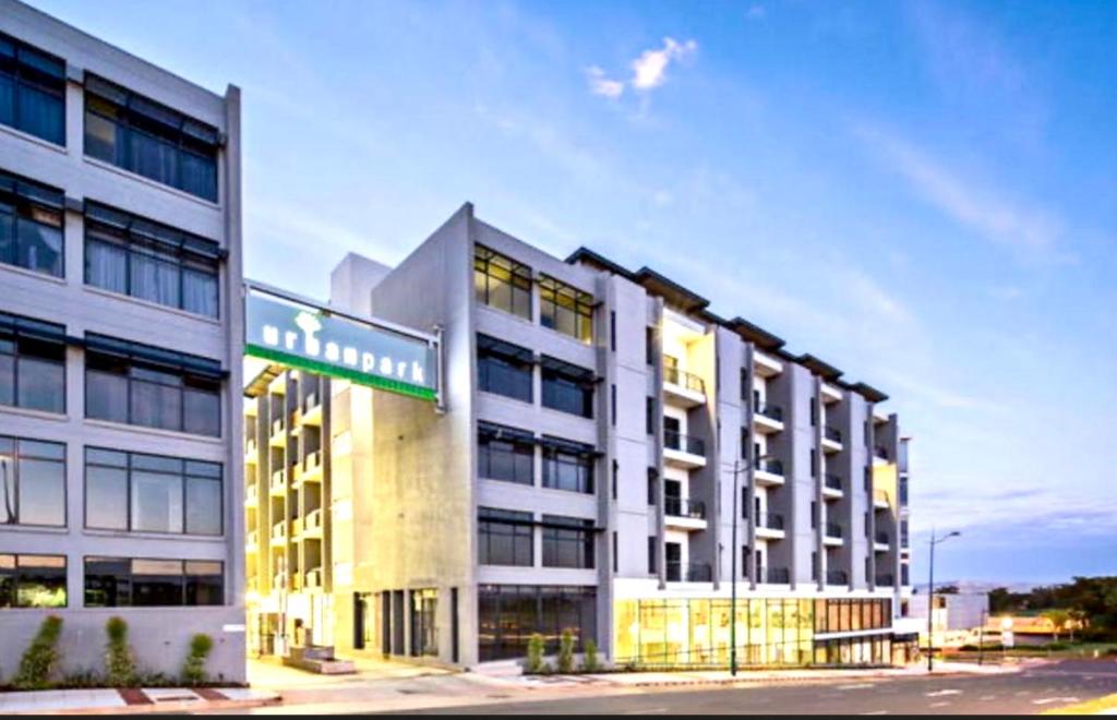 Το κτήριο όπου στεγάζεται  το διαμέρισμα