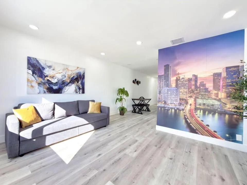 Miami Lux Retreat - Free Parking - Near Brickell