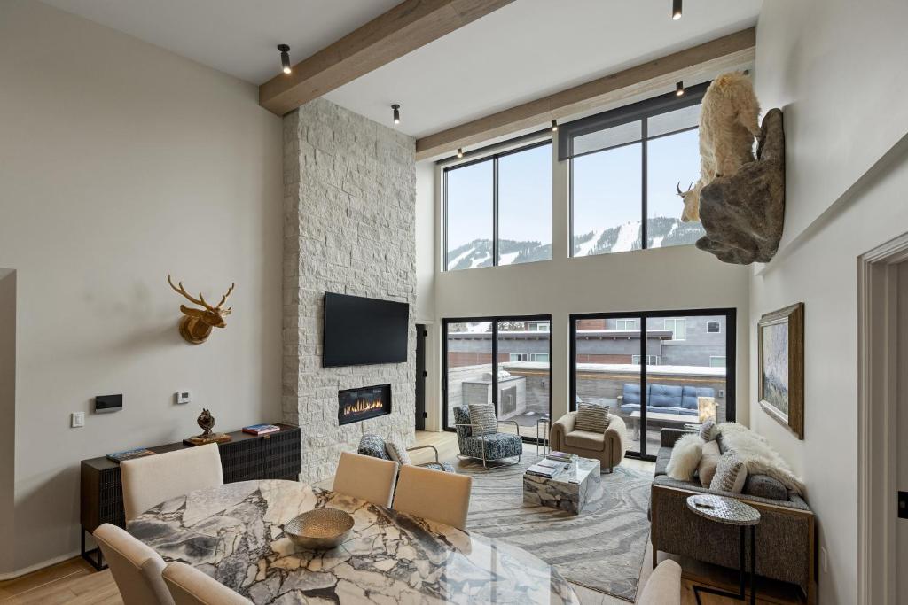 Μια τηλεόραση ή/και κέντρο ψυχαγωγίας στο Jackson Hole - Arts District West #301