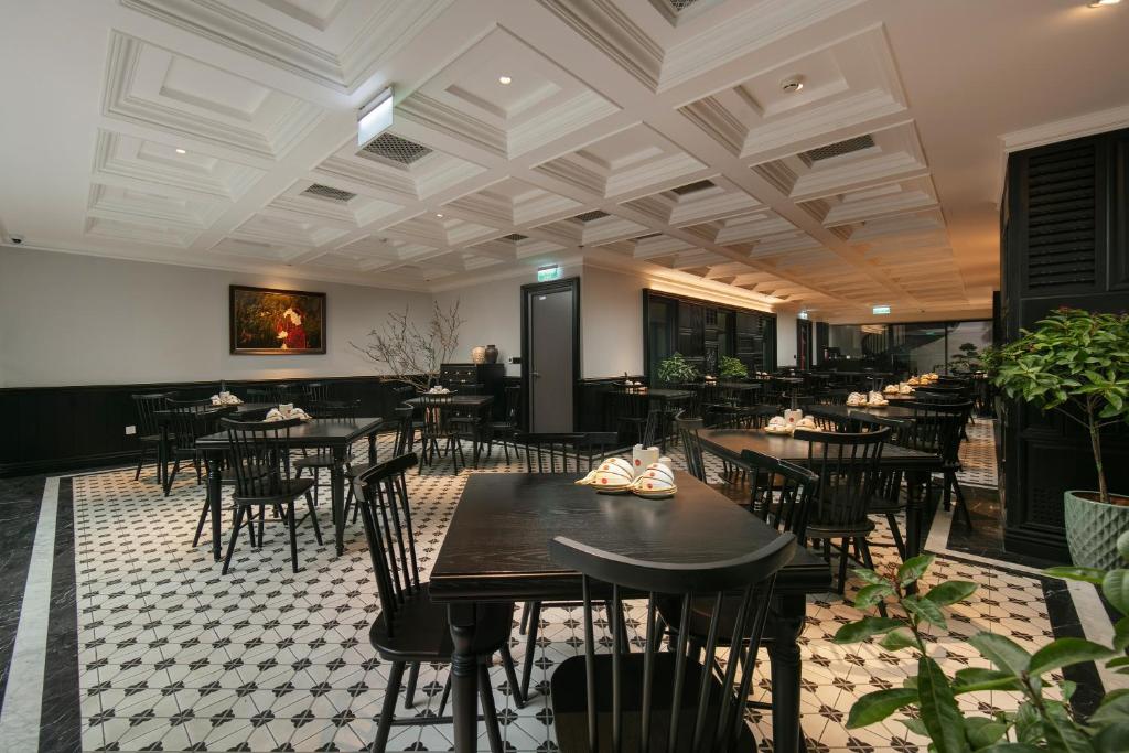 Φωτογραφία από το άλμπουμ του Qui E Ora σε Lũng Tiềm