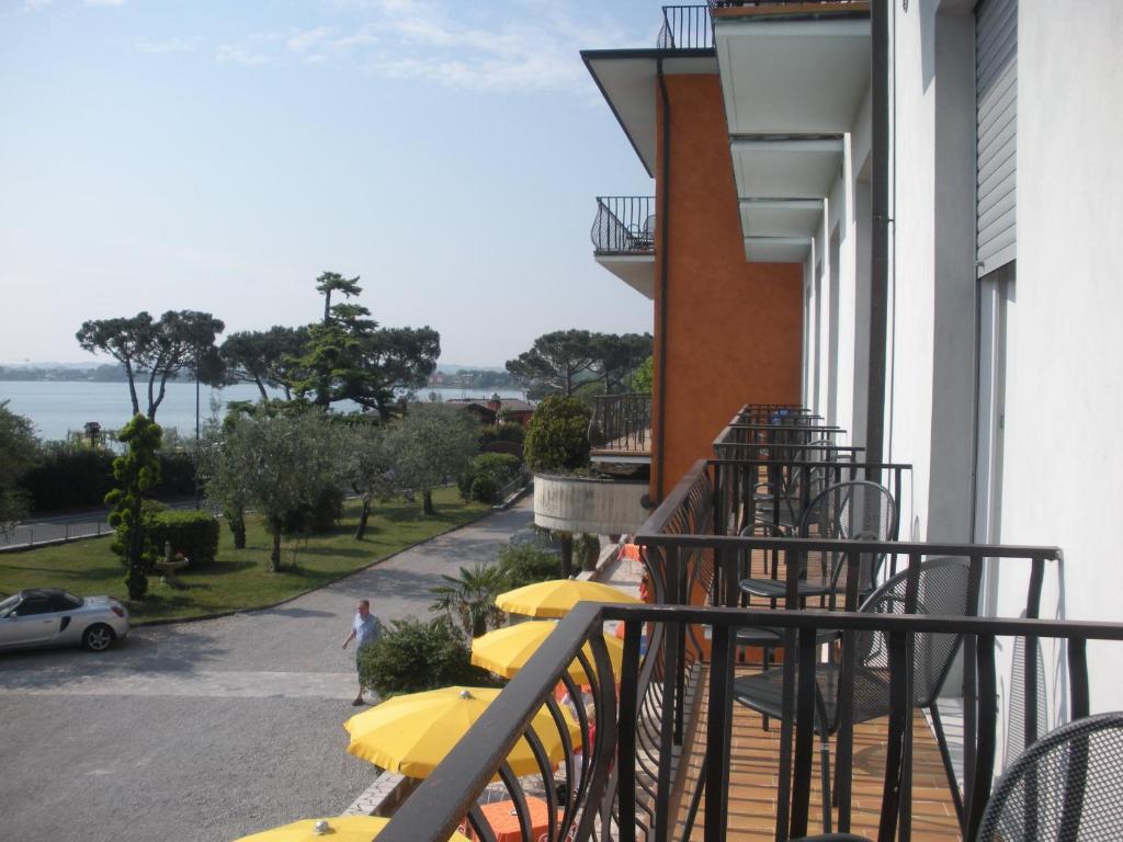 Balkón nebo terasa v ubytování Hotel Mirabello