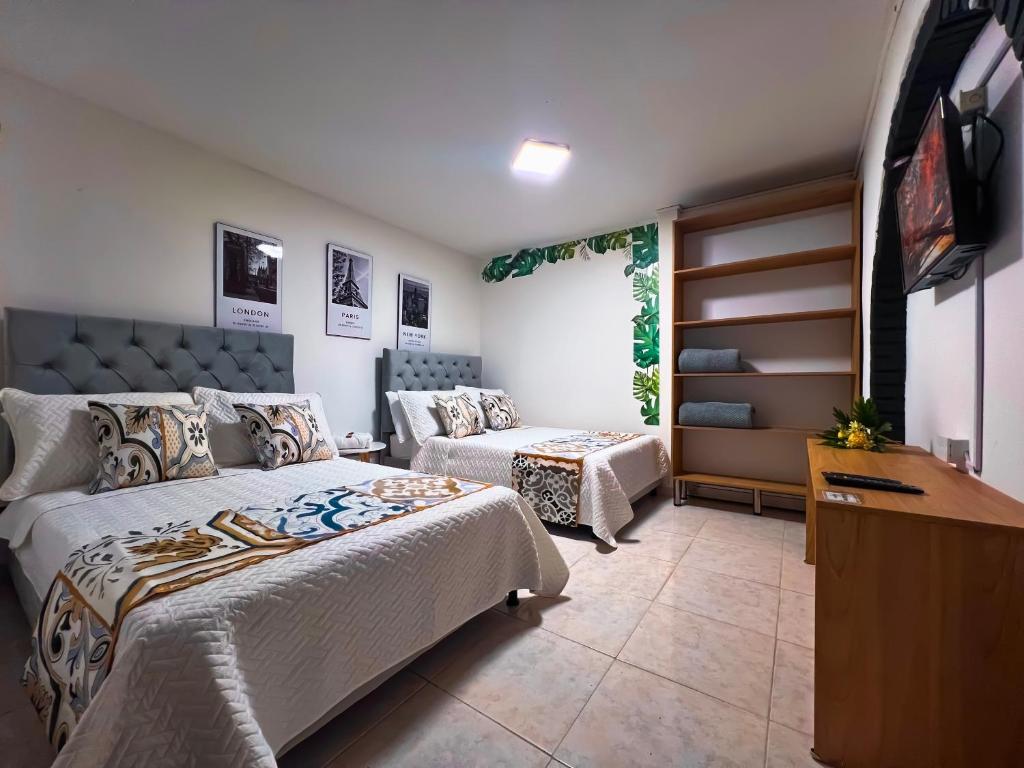 Una cama o camas en una habitación de Casa La Morada