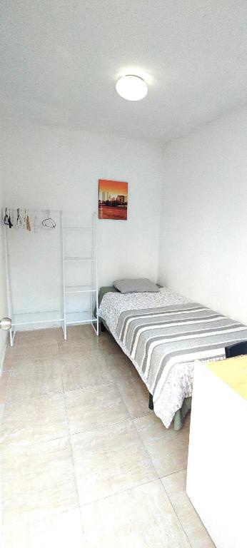 Pintor Pahissa Rooms