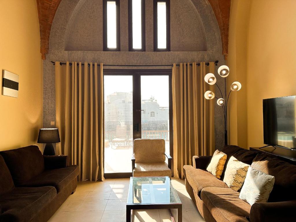 Posezení v ubytování 2 Bedroom Villa with Private Pool