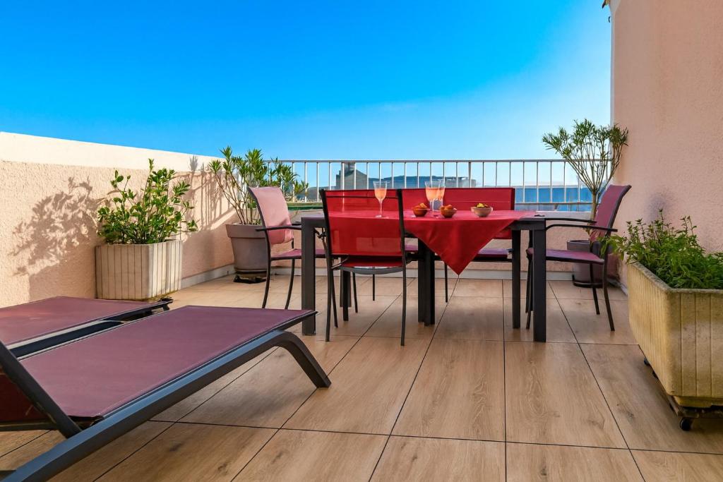 Balkón nebo terasa v ubytování spacieux appartement - vue sur chenal - 6 personnes