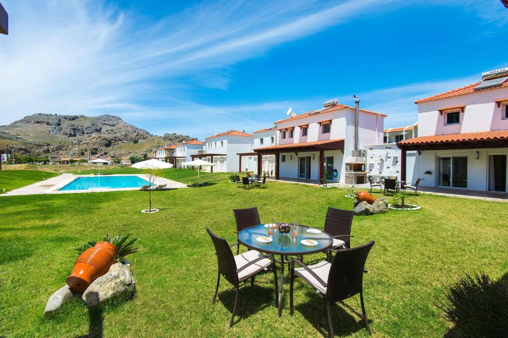 Bazén v ubytování Haus In Kolympia Mit Parkplatz Und Bergblick nebo v jeho okolí