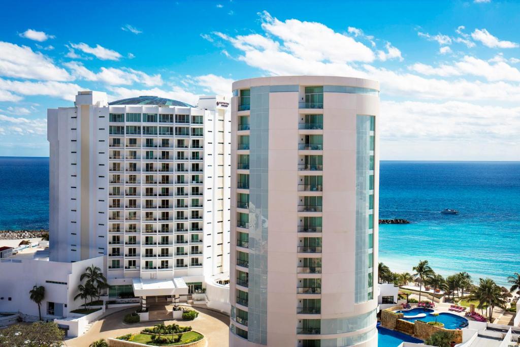 Krystal Grand Cancun All Inclusive - Housity