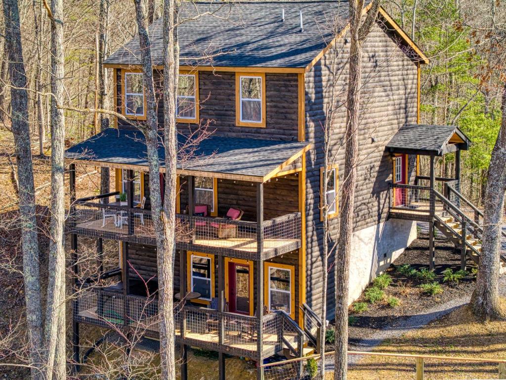 Το κτήριο όπου στεγάζεται  η παραθεριστική κατοικία