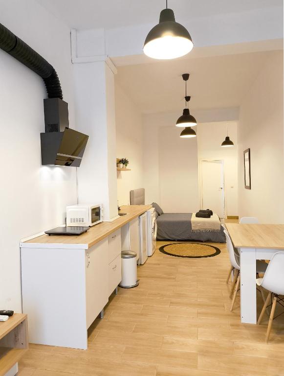 Central Cozy Ground Floor Studio