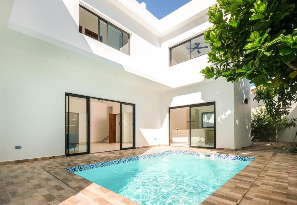 Πισίνα στο ή κοντά στο Steps to Ballenas beach, very private pool