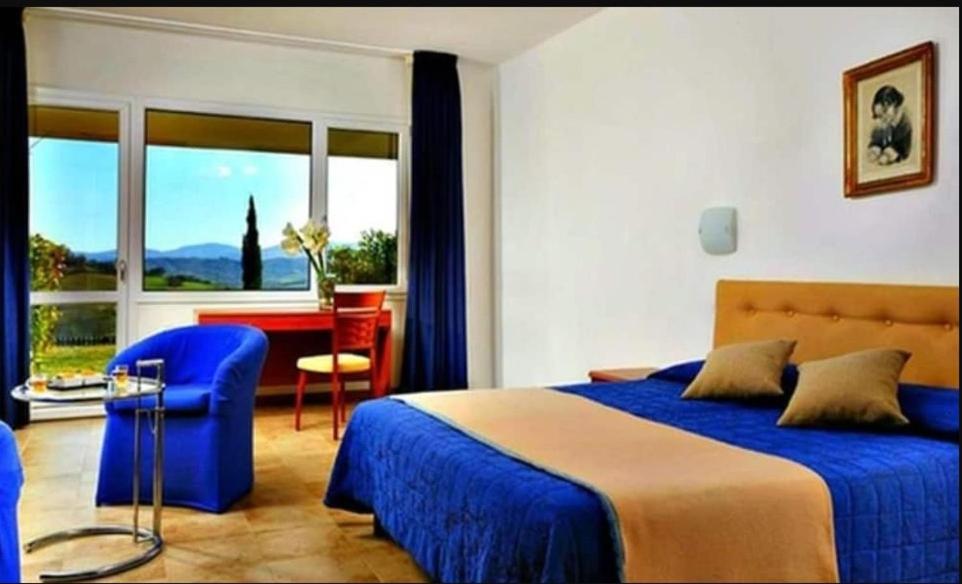 Relax Hotel Acquaviva - Tuscany Hills - Executive Triple Room