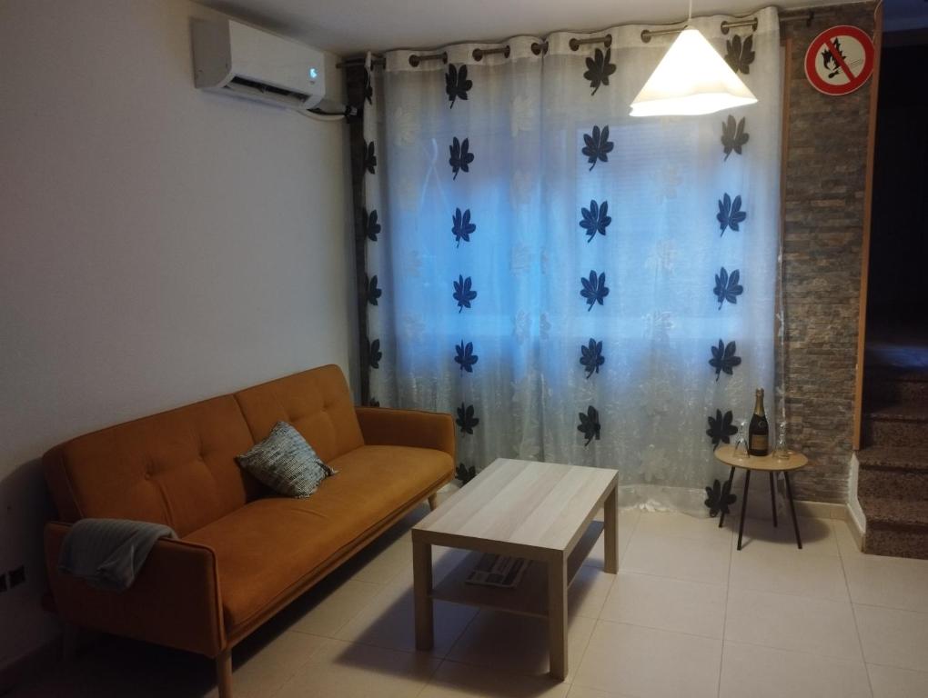 Calatorao apartamentos completos - Housity