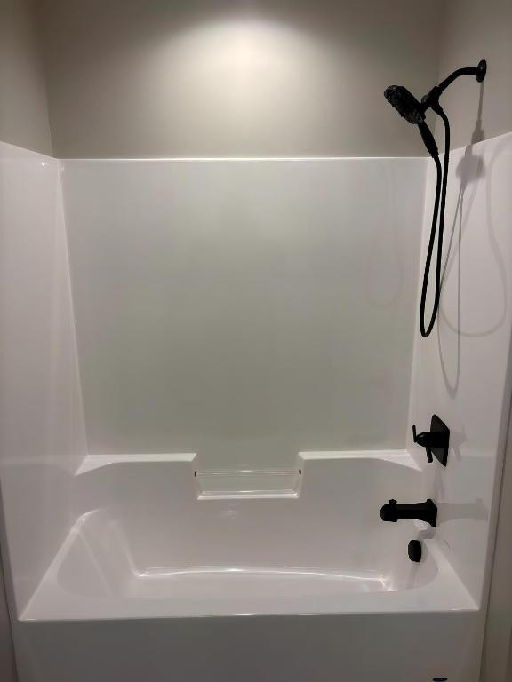 Vannituba majutusasutuses 1st Luxury Residential Elevator rooftop deck