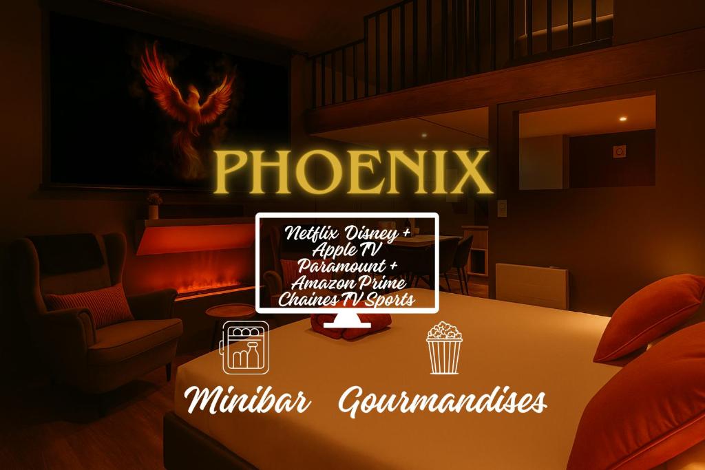 ein Restaurant mit einem Tisch mit einem Schild darauf in der Unterkunft Suite Phoenix avec Cheminée, Terrasse et Videoprojecteur in Angoulême