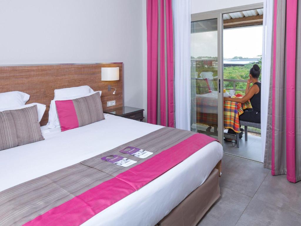 Mercure Cayenne Royal Amazonia - Chambre Lit King-Size Avec Balcon