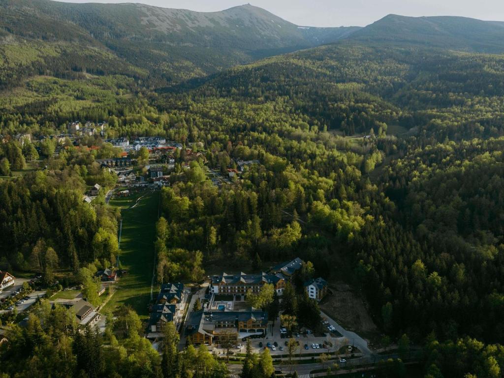 Üldine mäevaade või majutusasutusest Mövenpick Resort & Spa Karpacz pildistatud vaade