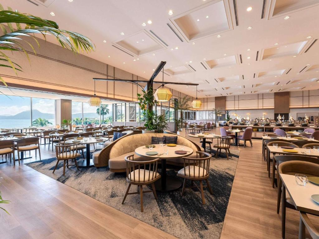 Restaurace v ubytování Grand Mercure Beppu Bay Resort & Spa