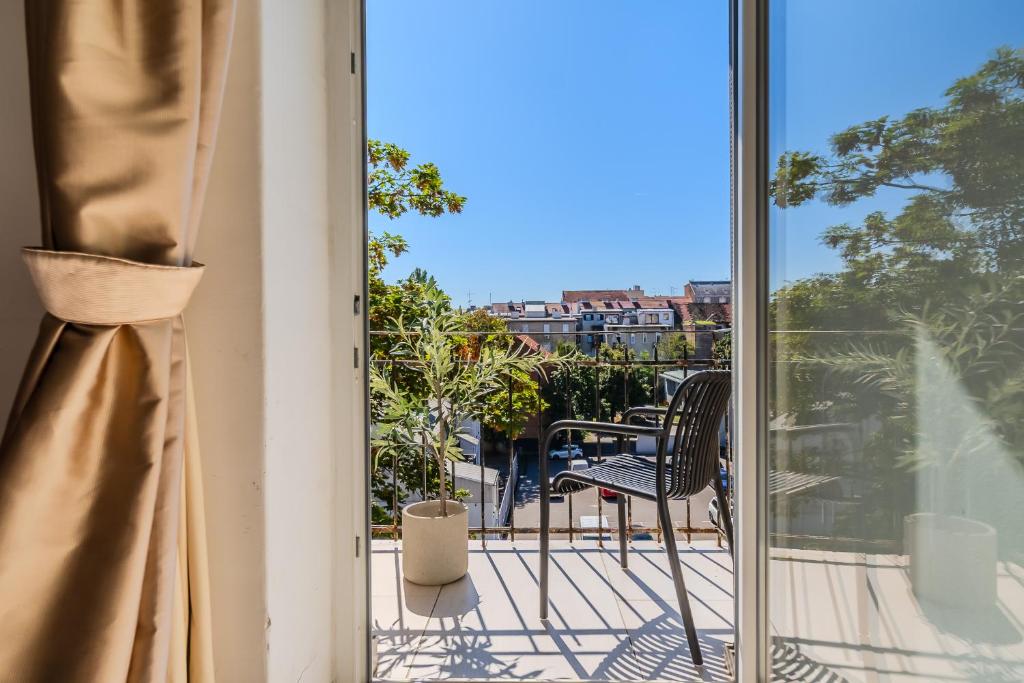 Apartments & Rooms Flowers - 19