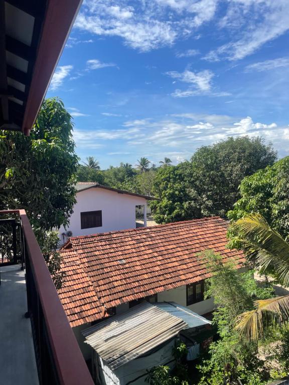 a view of a roof of a building at Woori House in Kamburugamuwa