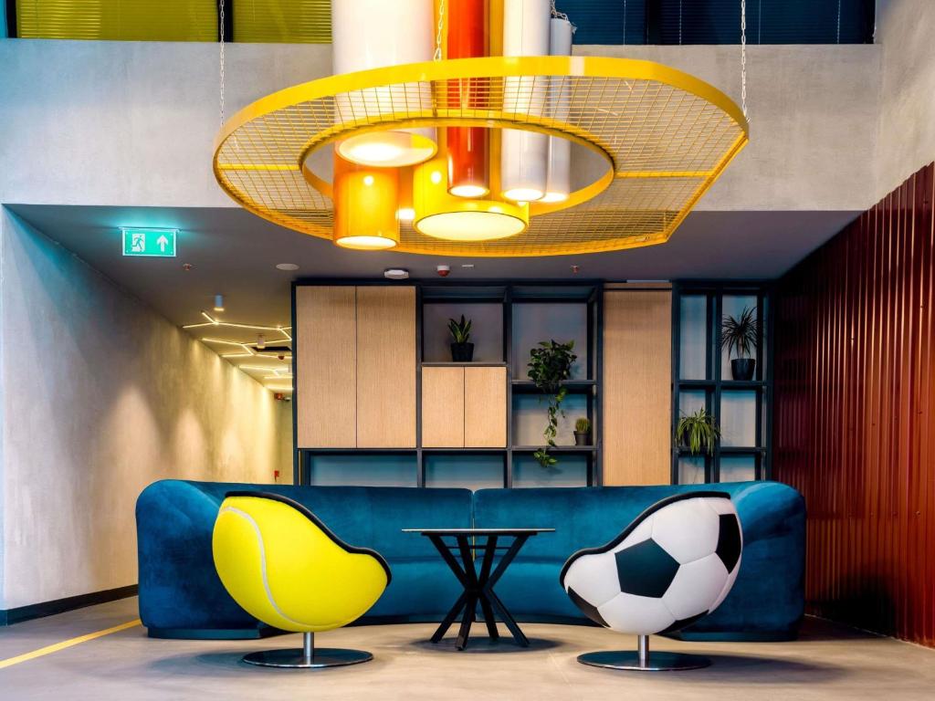 Χώρος καθιστικού στο ibis Styles Batumi Hotel