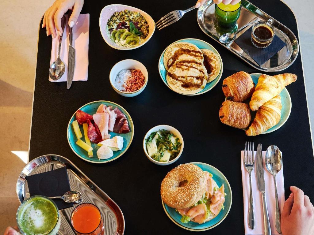 Φαγητό σε αυτό το ξενοδοχείο ή κάπου εκεί κοντά