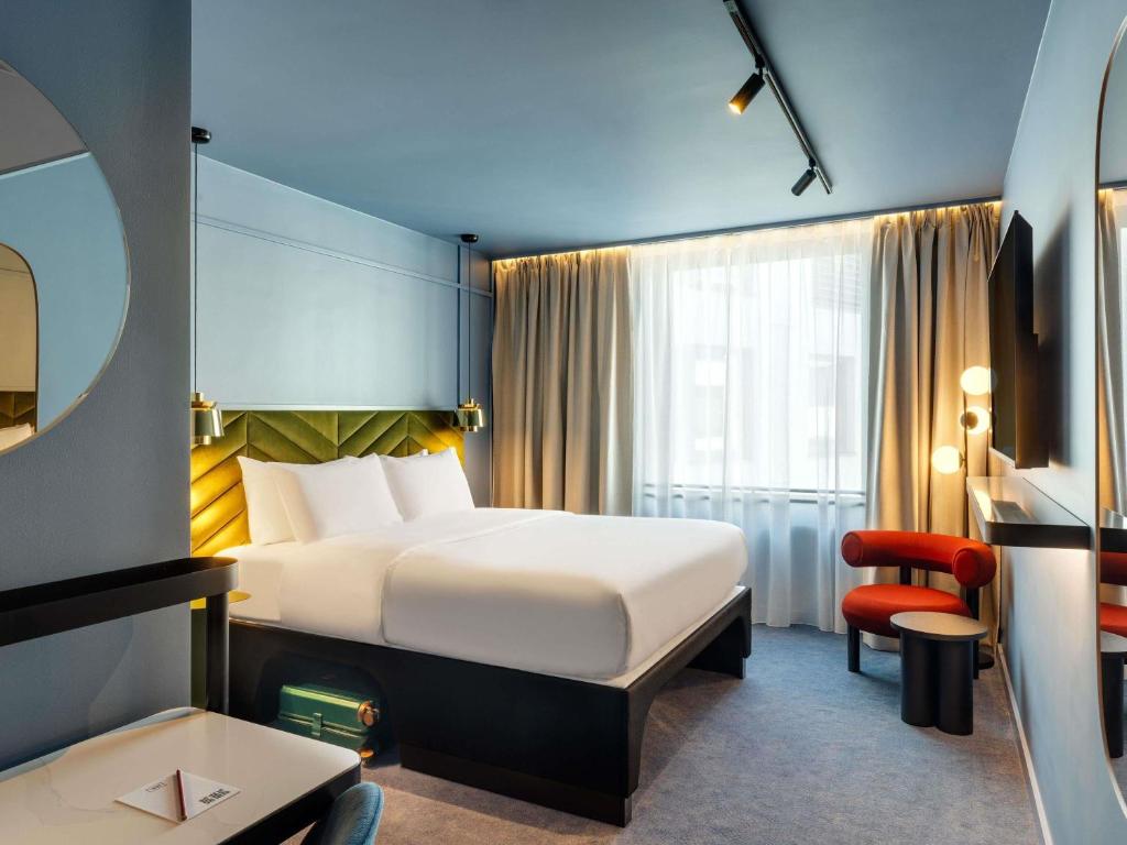 TRIBE Krakow Old Town - 12