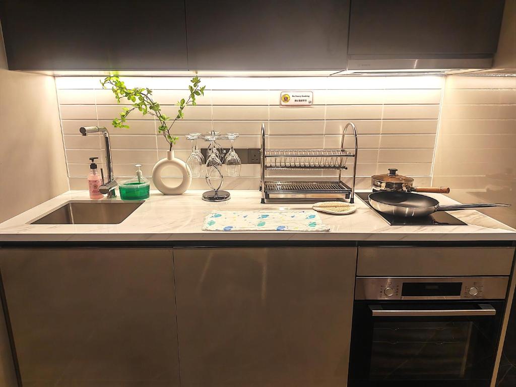 Kuchyň nebo kuchyňský kout v ubytování Antara Genting Highland premium Suite by ImooHome