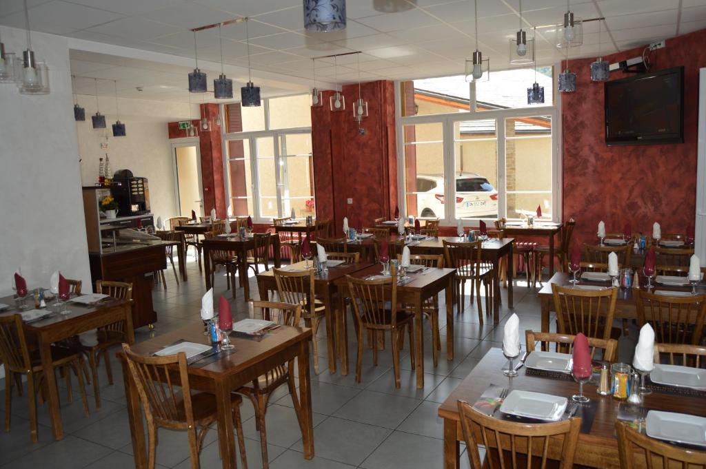 Gallery image of Hôtel Restaurant Le Bellevue in Ax-les-Thermes