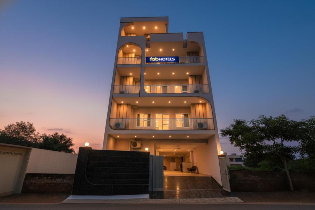 Το κτήριο όπου στεγάζεται  ο ξενώνας