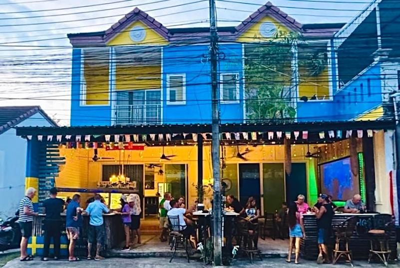 Επισκέπτες που μένουν στο Sweden INN