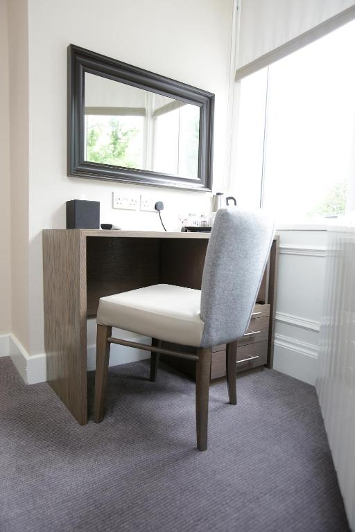 Ambassador Hotel - Resim 20