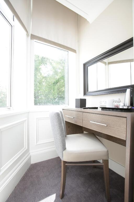 Ambassador Hotel - Resim 29