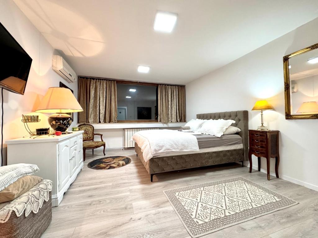 Ένα ή περισσότερα κρεβάτια σε δωμάτιο στο Hostel Pansion Lion