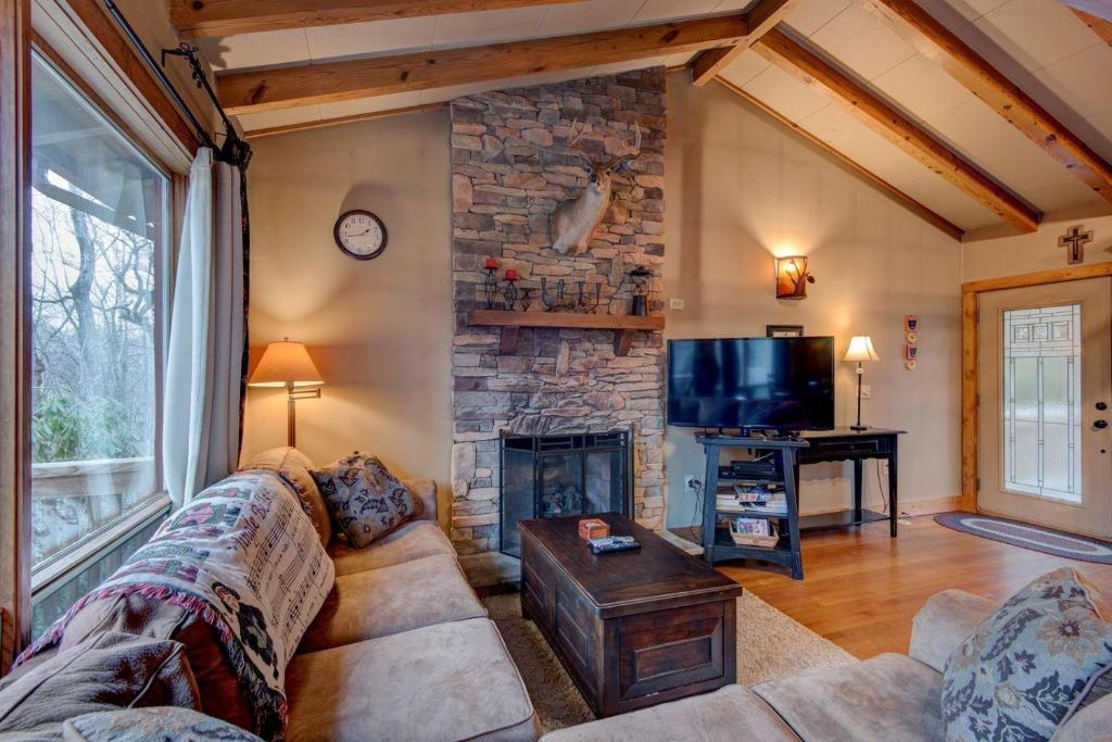 Istumisnurk majutusasutuses Appalachian Retreat