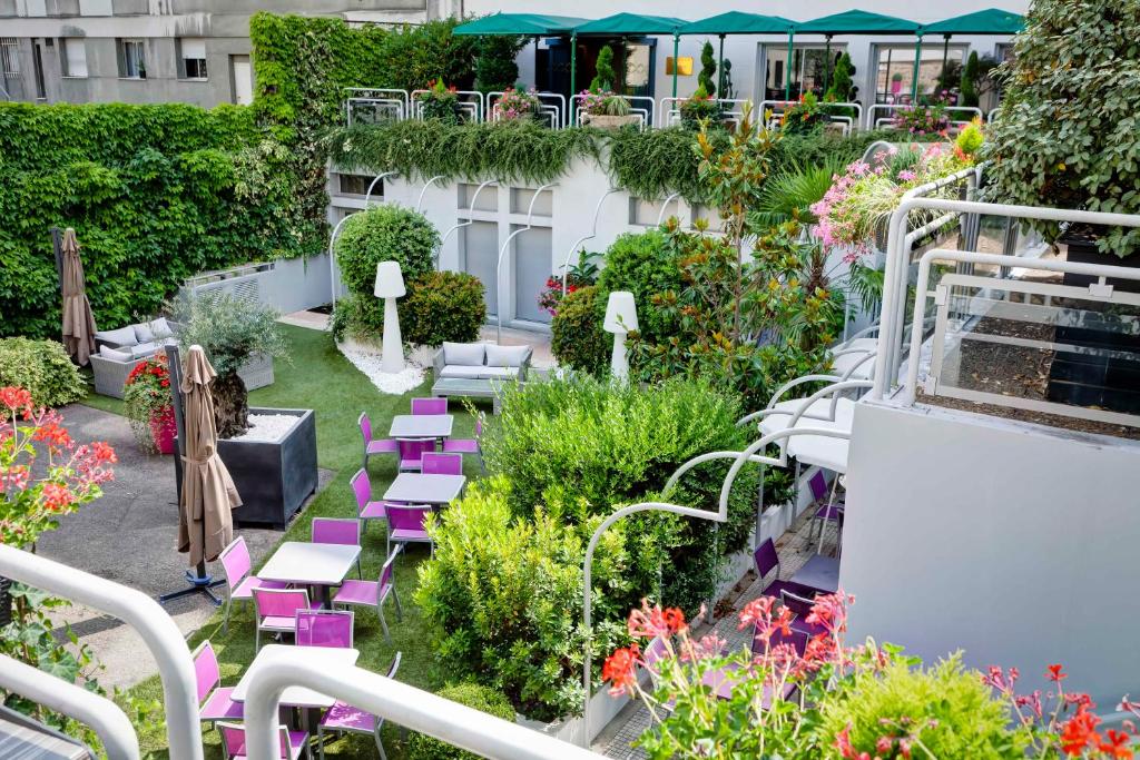 Hôtel Charlemagne by Happyculture - Resim 39