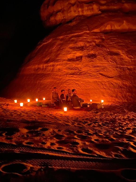 Φωτογραφία από το άλμπουμ του سفينة الصحراء وادي رم σε Disah