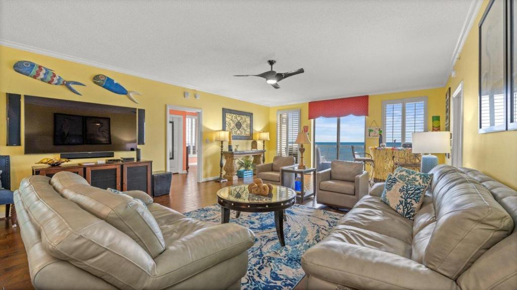 TV a/nebo společenská místnost v ubytování Margate #307