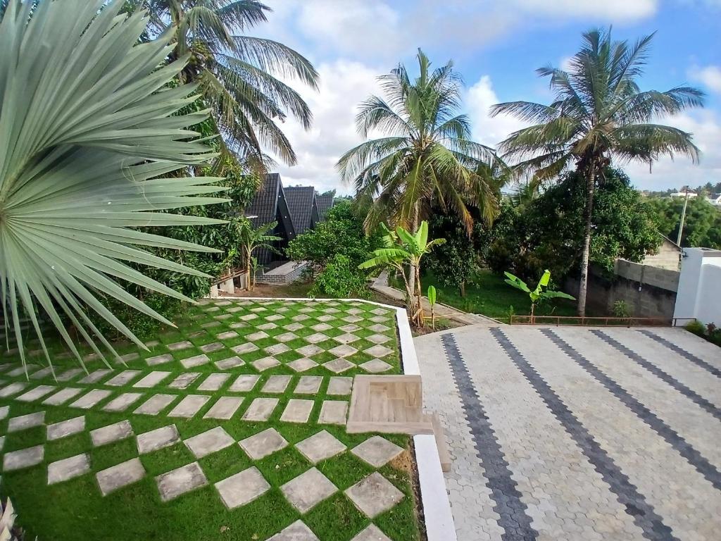 Κήπος έξω από το Evergreen villa