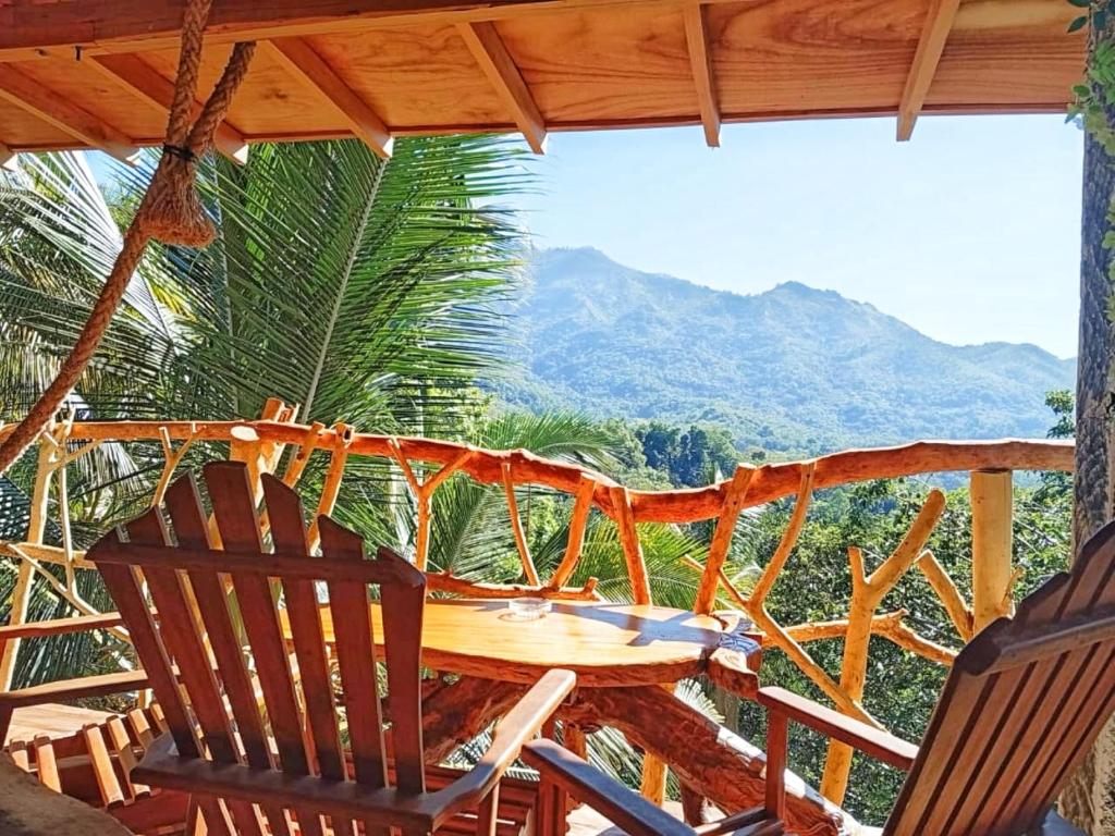 Φυσικό τοπίο κοντά σε αυτό το καταφύγιο