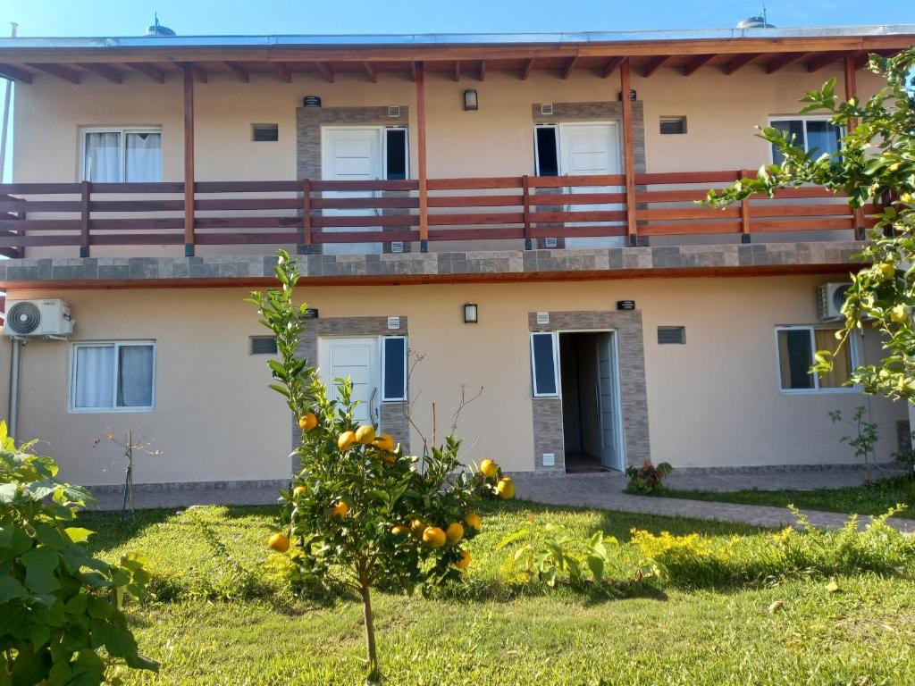 Το κτήριο όπου στεγάζεται  το διαμέρισμα