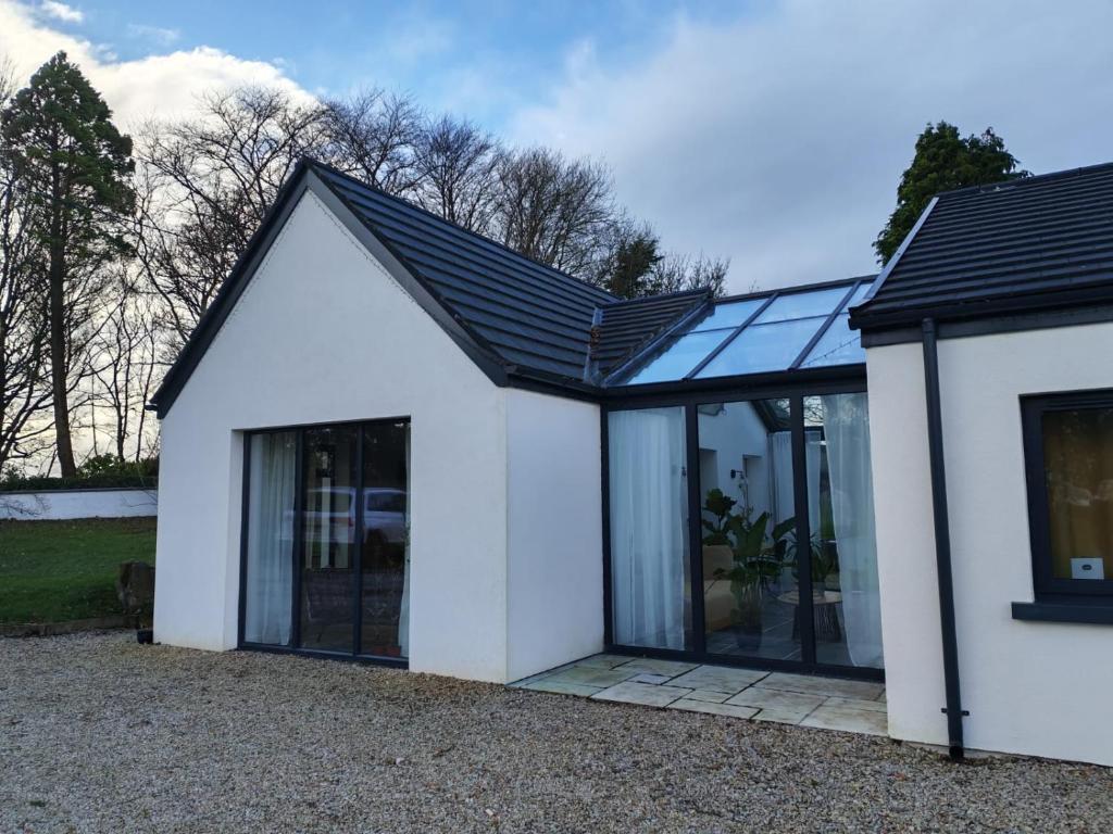 Το κτήριο όπου στεγάζεται  το διαμέρισμα