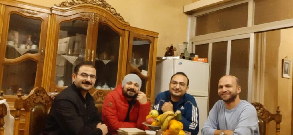 Επισκέπτες που μένουν στο غرفه متميزه بوسط المدينه ميدان التحرير أمام الجامعه الامريكيه بمصر