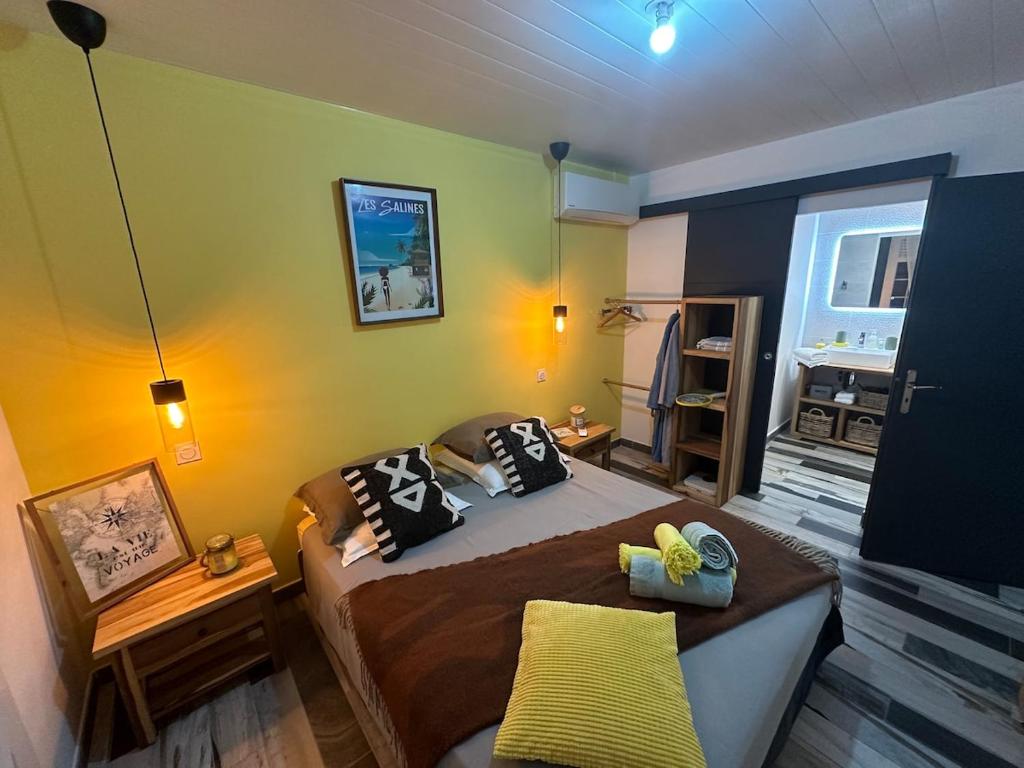 Khu vực ghế ngồi tại Blue Beach Cottage